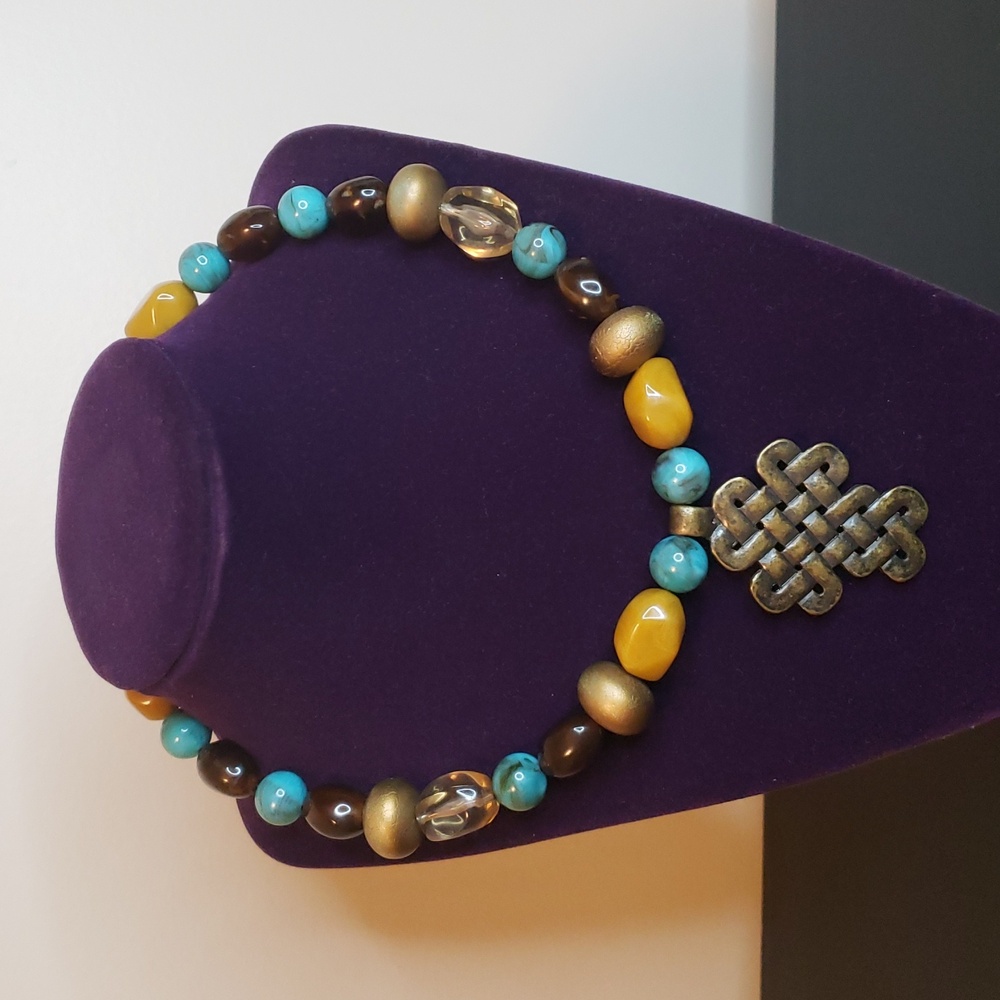 Beaded Cross Pendant Necklace *EUC*